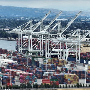 美國3月份國際貿(mào)易逆差為694億美元